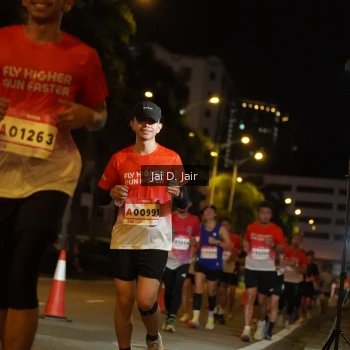 Runner Photo 1750392