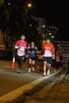 Runner Photo 1750406