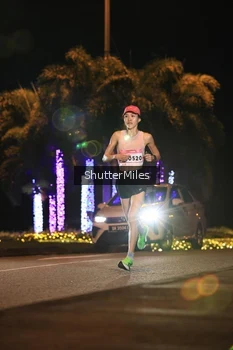 Runner Photo 1750408