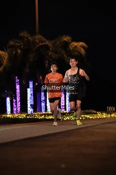 Runner Photo 1750470
