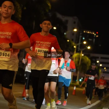 Runner Photo 1750648
