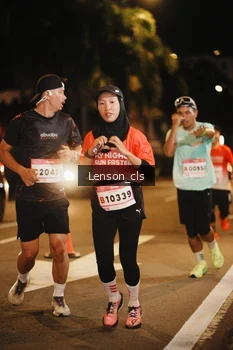 Runner Photo 1750684