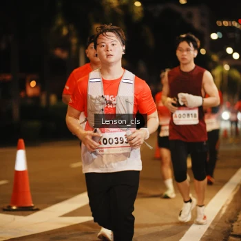 Runner Photo 1750741