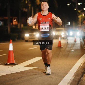 Runner Photo 1750792
