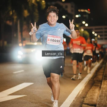 Runner Photo 1750793