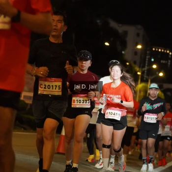 Runner Photo 1750796
