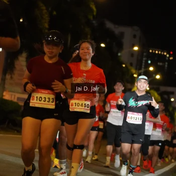 Runner Photo 1750809