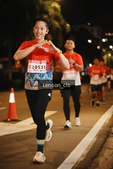 Runner Photo 1750912