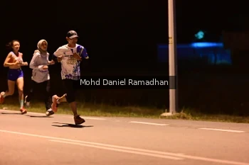 Runner Photo 1751017