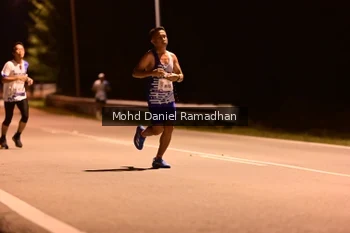 Runner Photo 1751065