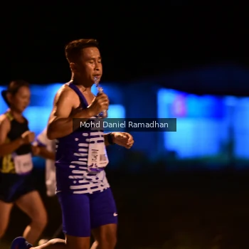 Runner Photo 1751077