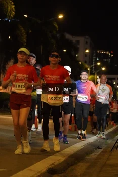 Runner Photo 1751167