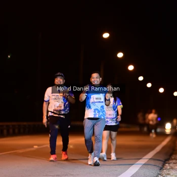 Runner Photo 1751271