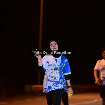 Runner Photo 1751287