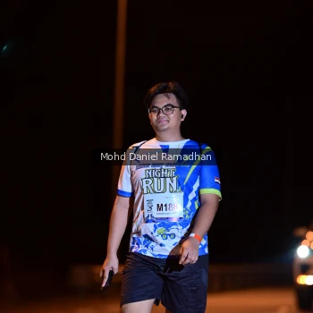 Runner Photo 1751288