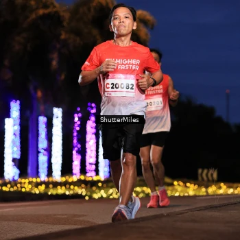 Runner Photo 1751342