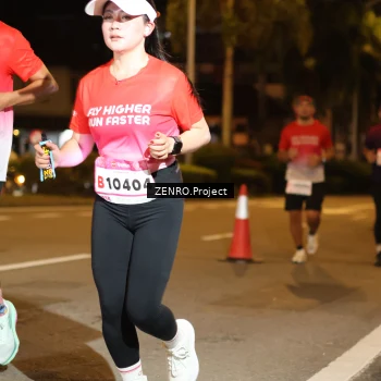 Runner Photo 1751752