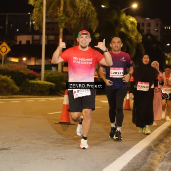 Runner Photo 1751758