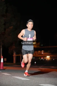 Runner Photo 1751915