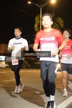 Runner Photo 1752036