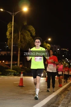 Runner Photo 1752115