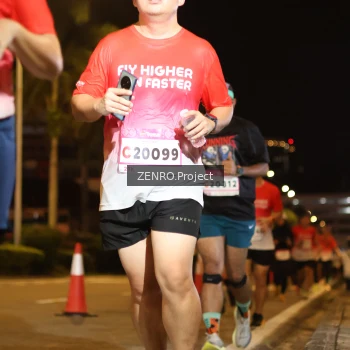 Runner Photo 1752297