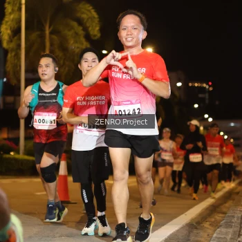 Runner Photo 1752299
