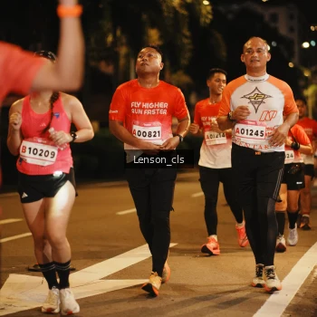Runner Photo 1752320