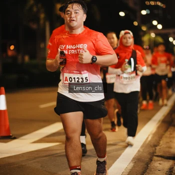 Runner Photo 1752345
