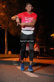 Runner Photo 1752400