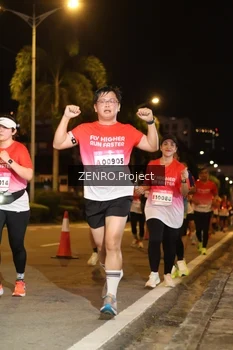 Runner Photo 1752563