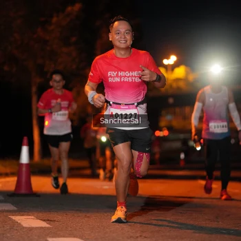 Runner Photo 1752594