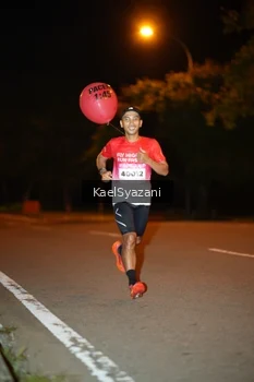 Runner Photo 1752786