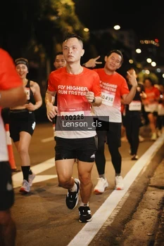 Runner Photo 1753066