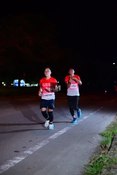 Runner Photo 1753244