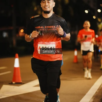 Runner Photo 1753329