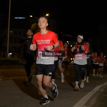 Runner Photo 1753339