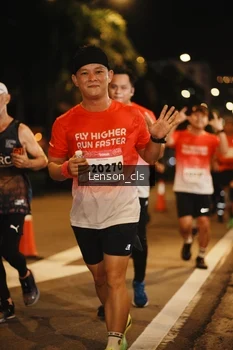 Runner Photo 1753358