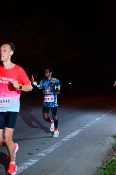 Runner Photo 1753415