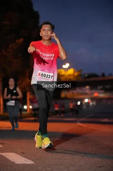 Runner Photo 1753644