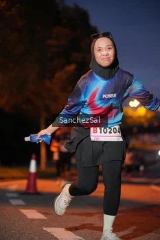 Runner Photo 1753696