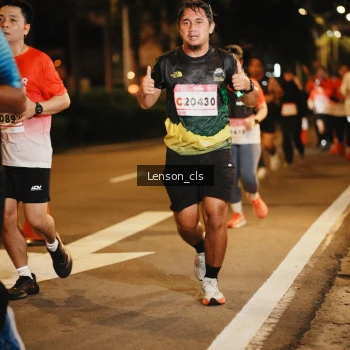 Runner Photo 1753764