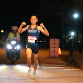 Runner Photo 1753837