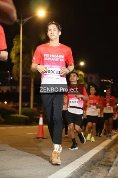 Runner Photo 1754127