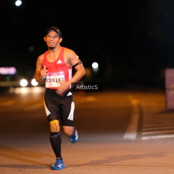 Runner Photo 1754200