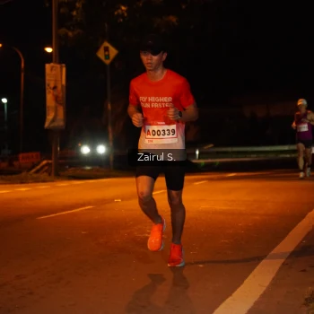 Runner Photo 1754308