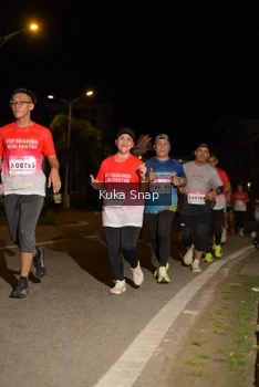 Runner Photo 1754486