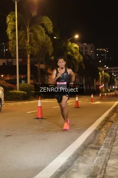 Runner Photo 1754776