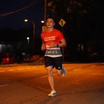 Runner Photo 1754972