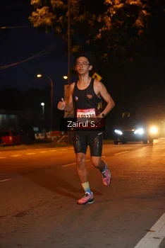 Runner Photo 1755016